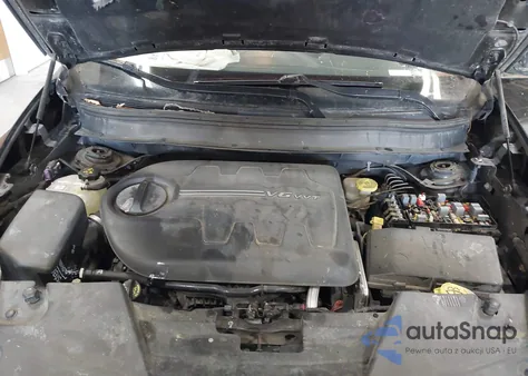 2015 Jeep Cherokee North z USA, uszkodzony, nr VIN 1C4PJMCS8FW635117